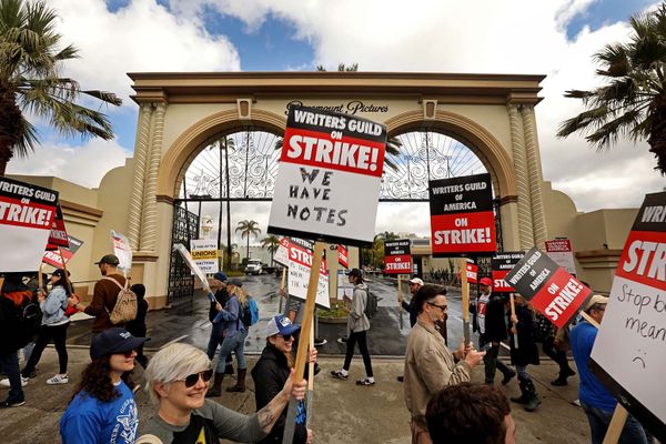 INDIGNITY VOL. 3, NO. 69: Writers bloc.