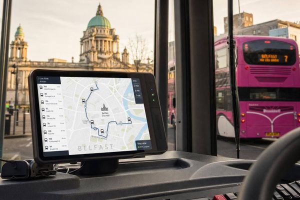 Best Fleet Tracking Devices for Buses in Belfast