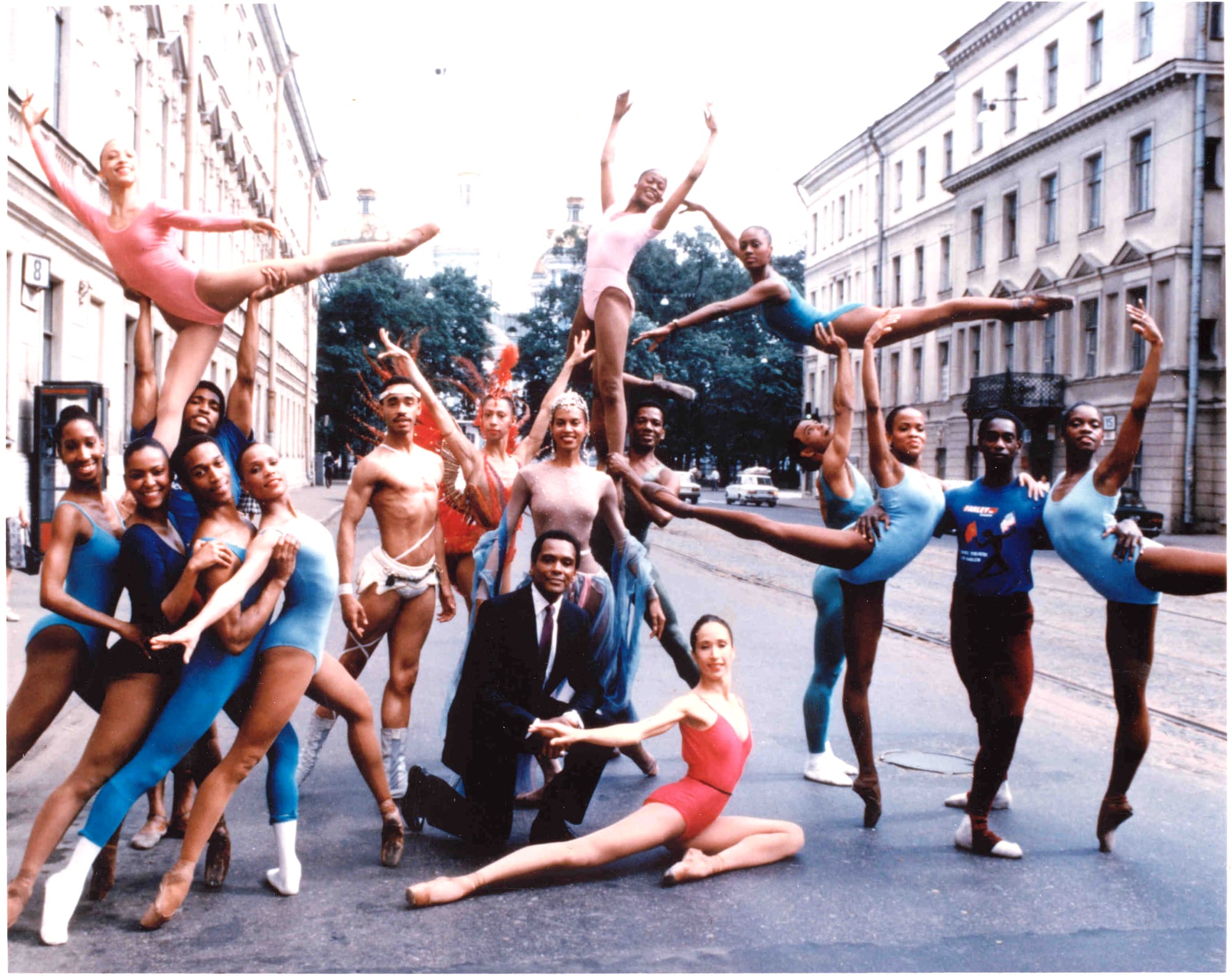 Arthur Mitchell and dancers from the Dance Theatre of Harlem in the former Soviet Union