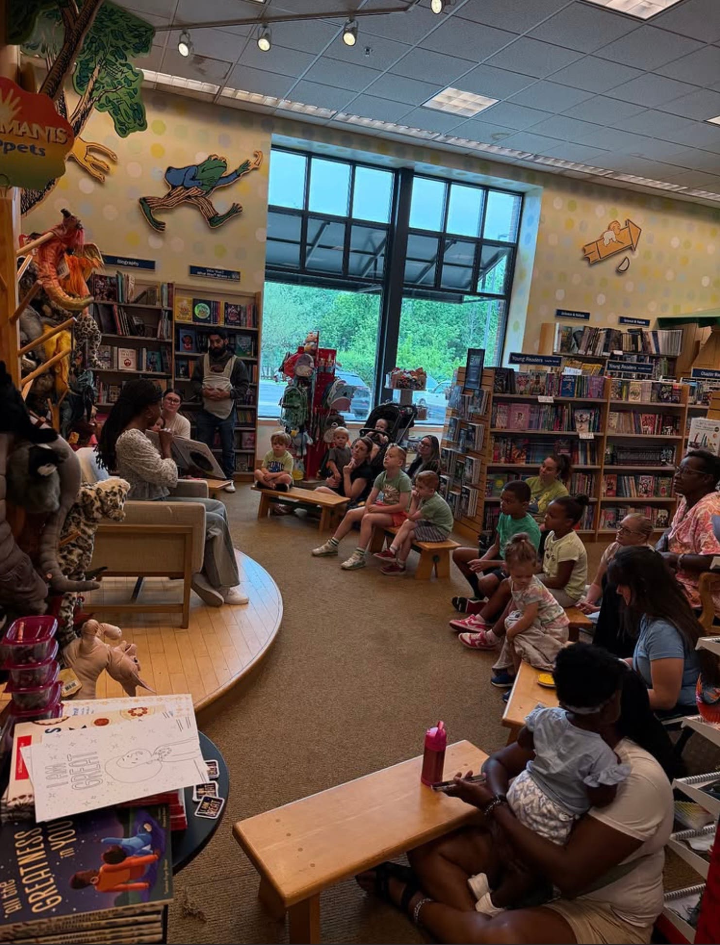Alleanna Harris reads I Am Enough by Grace Byers to the kids at Barnes and Noble Hamilton, NJ.
