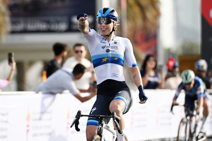 Rescaldo de Véspera — Omloop Nieuwsblad WWT