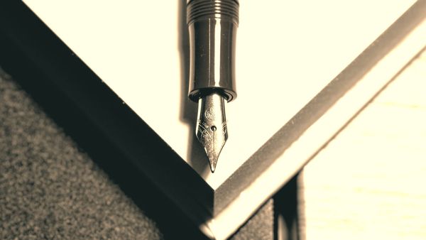 Matematică la puterea peniței: Stilourile cercetătorilor