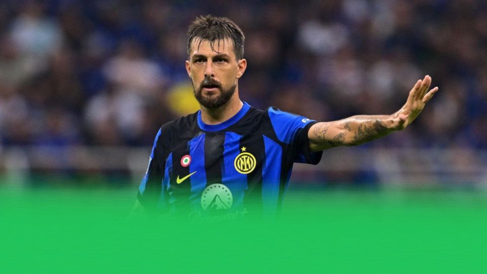 Calciomercato Sassuolo: addio Muharemovic da record, contatti per il ritorno di Acerbi e mirino su Comuzzo
