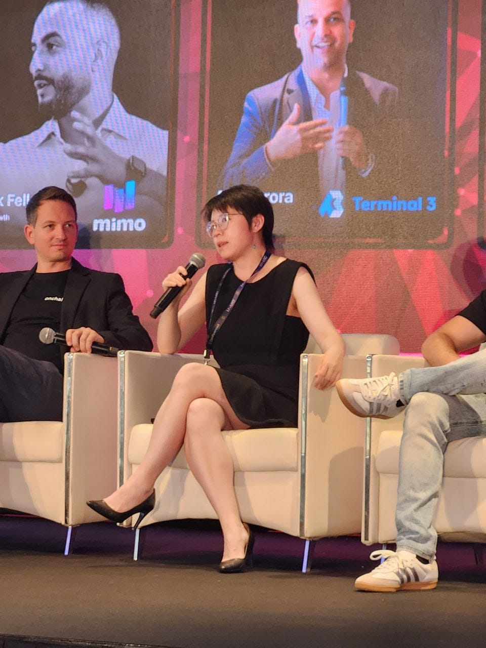 Blockchain industry panel discussion featuring Blockscout, Mimo, and Terminal 3 speakers at Web3 conference