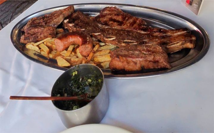 Río de la Plata on a Plate: Chivito, Asado, and Craft Beer Across Uruguay and Argentina