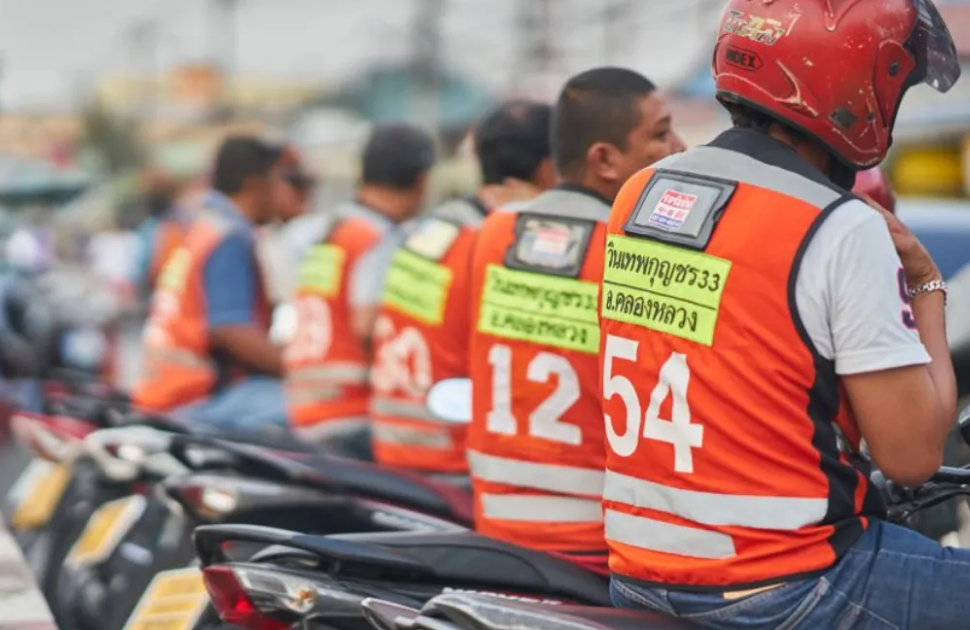 Bangkok Motorbike Taxis: How They Work and When to Use Them