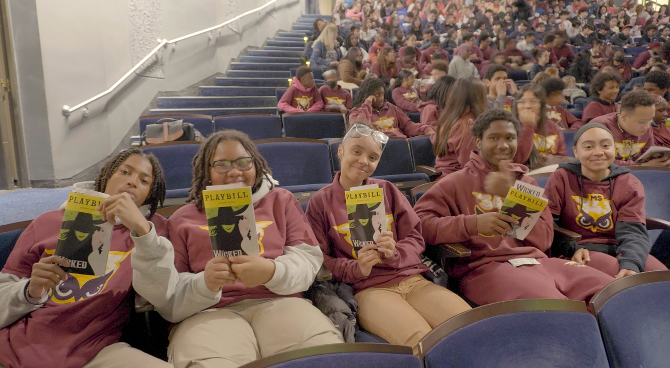 Bronx Students Experience Wicked From the Orchestra Seats
