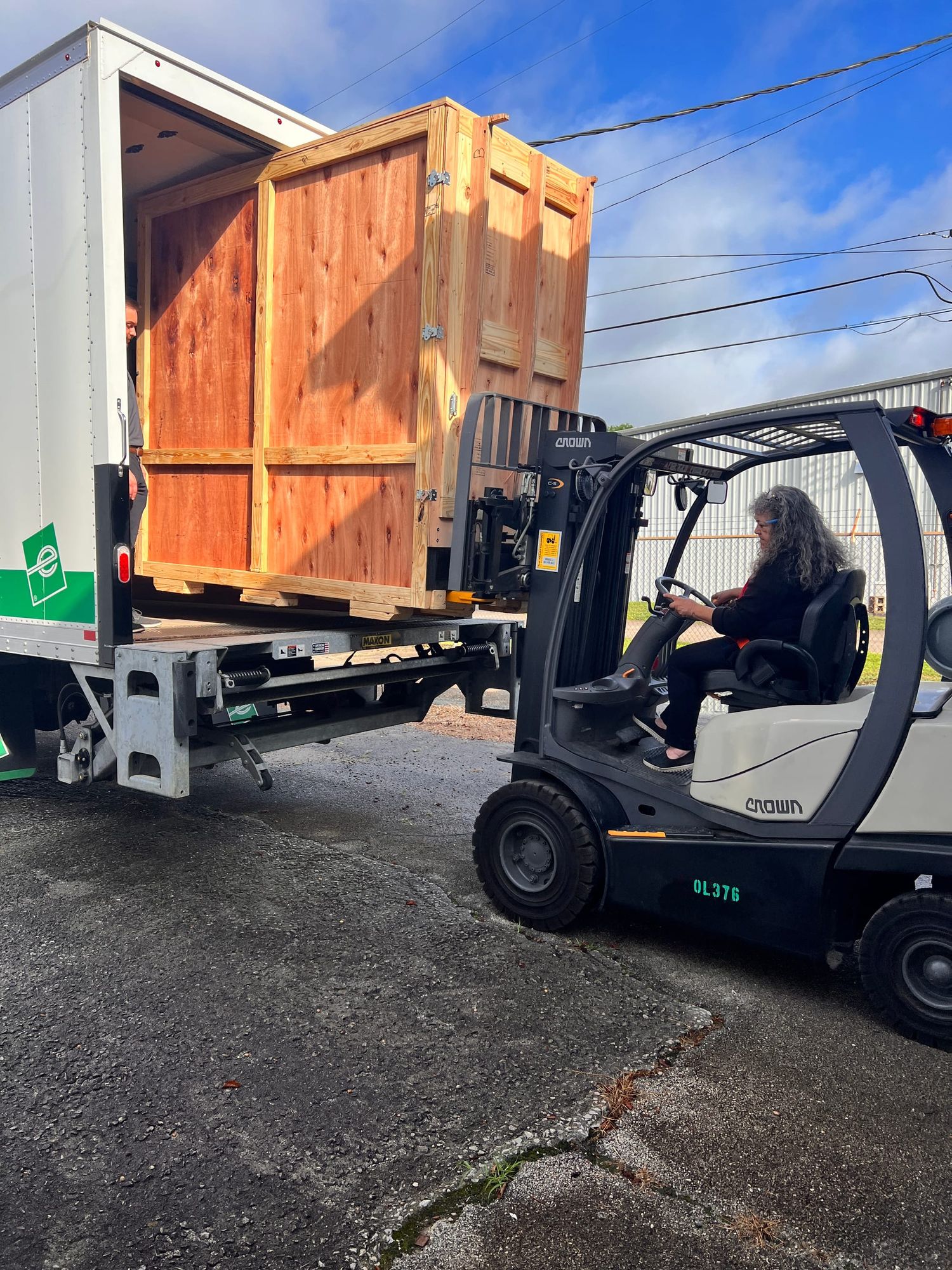 Stop Selling Yourself Short: A Newbie's Guide to Profitable Freight Pricing for Box Trucks and Couriers