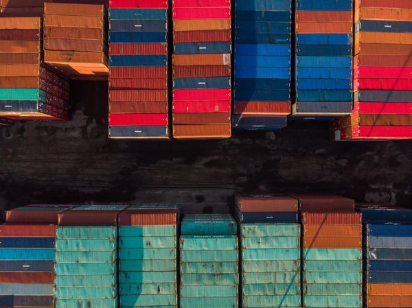 5 Commodities Powering America’s Freight Lanes (and What They Mean for Small Carriers in 2025)