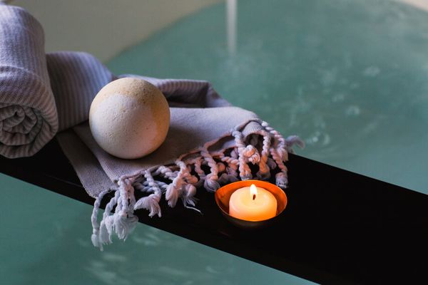What’s Actually in Your Candle? Ingredient Transparency in 2026