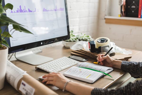 Ingredient Transparency in 2026: What Serious Candle Brands Must Know, Document, and Communicate