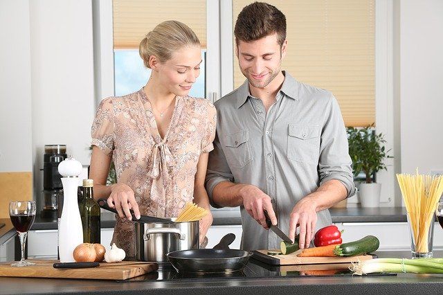 Kitchen Utensils and Equipment Vocabulary in English (With Hindi Meaning)