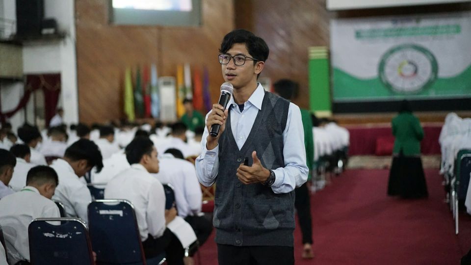 English Speaking Mastery Course for Beginners