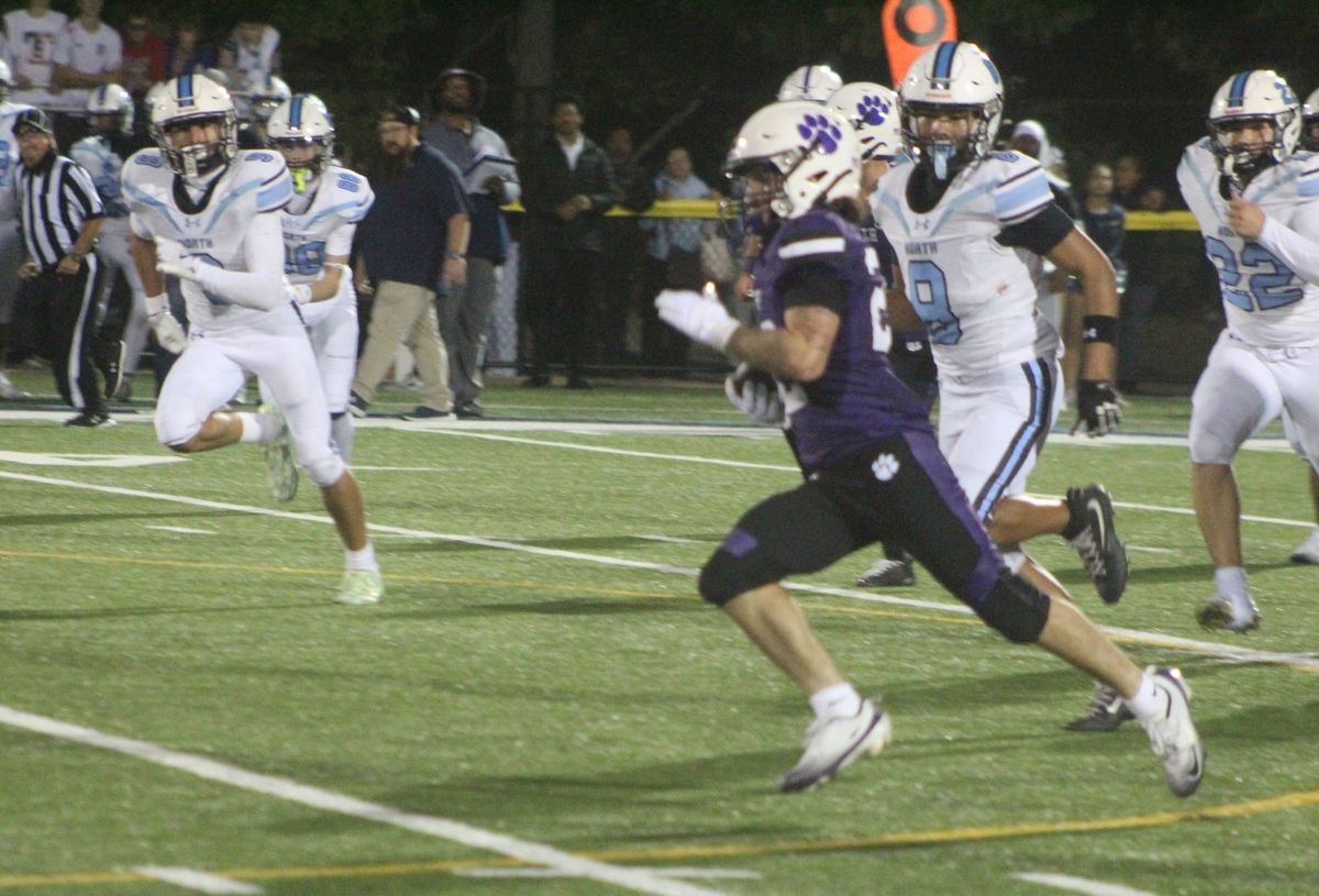 Nashua South football hangs on vs. Nashua North to get 1st win