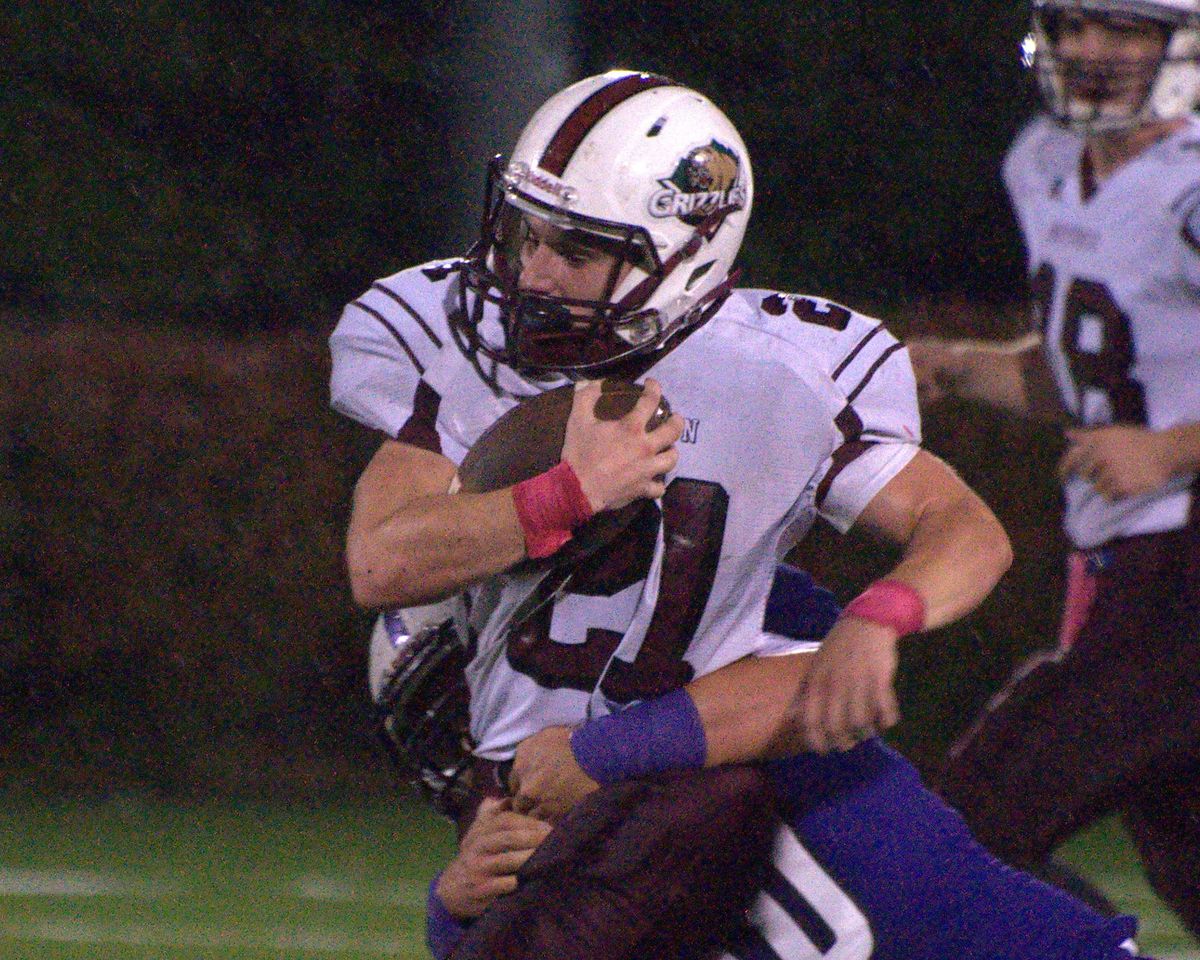 The Season: Goffstown High School Football (2015), Episode 6