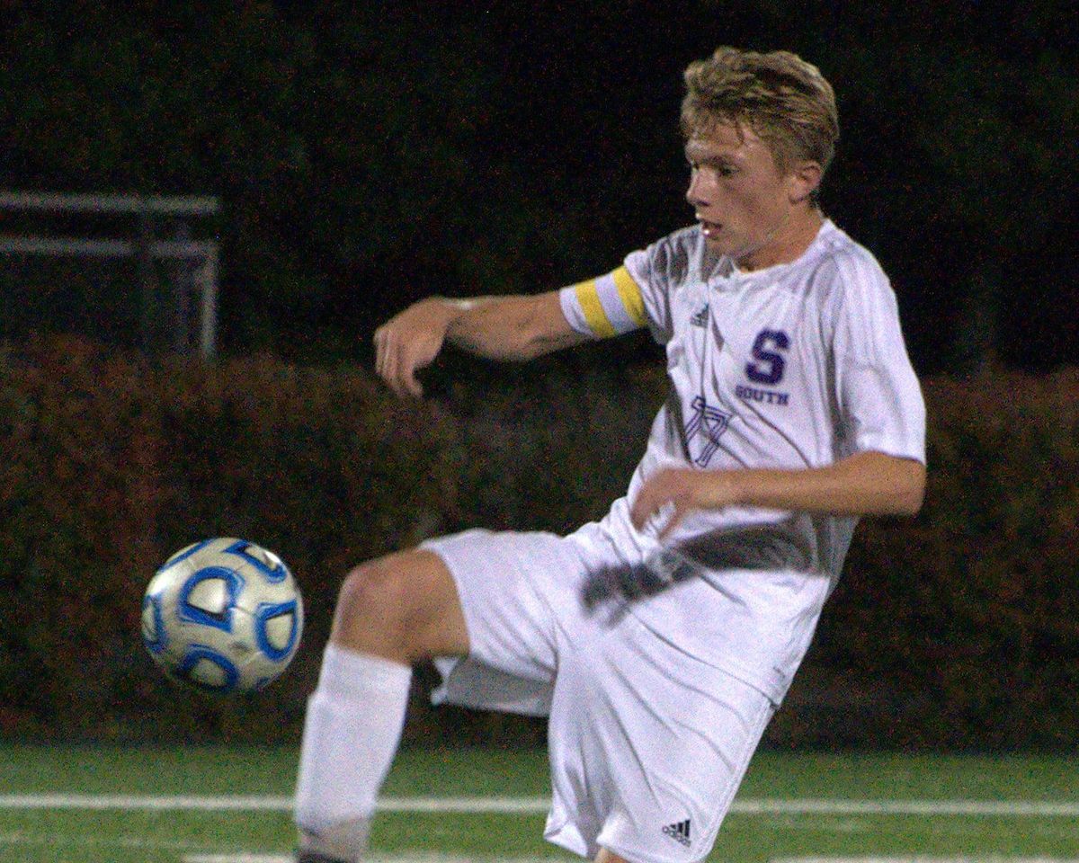 On the Pitch: Nashua South boys soccer trying to mold together on the fly