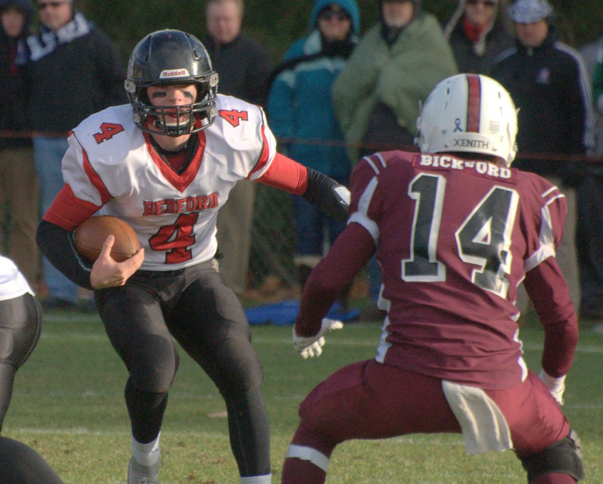 Football Roundup: Semifinals