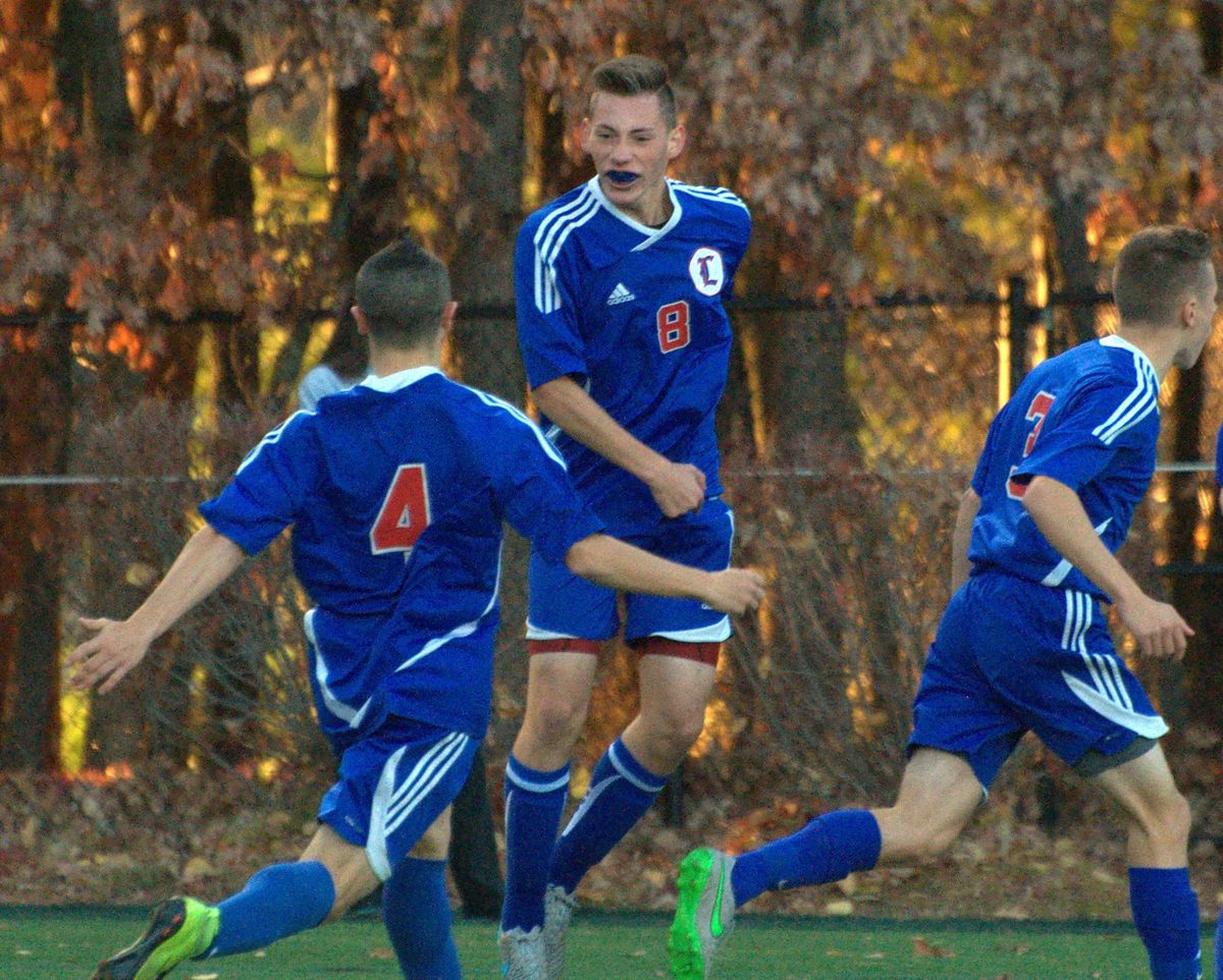 Londonderry, Concord advance to D1 boys soccer final