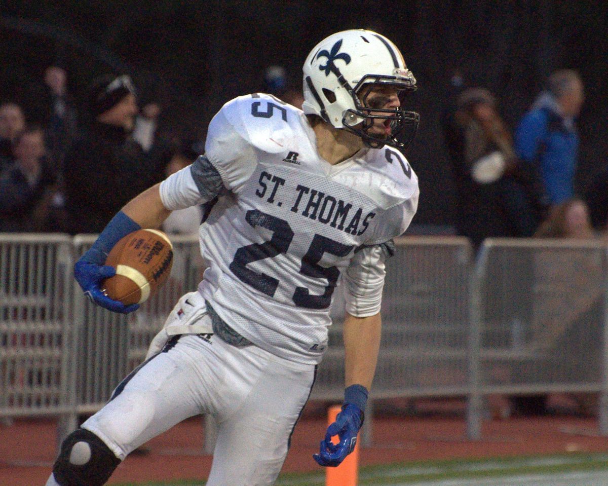 St. Thomas trying to complete unbeaten season in D2 football final
