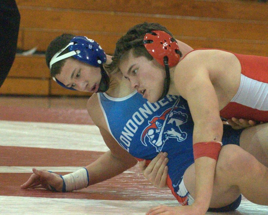 Wrestling Roundup: Wednesday night's results