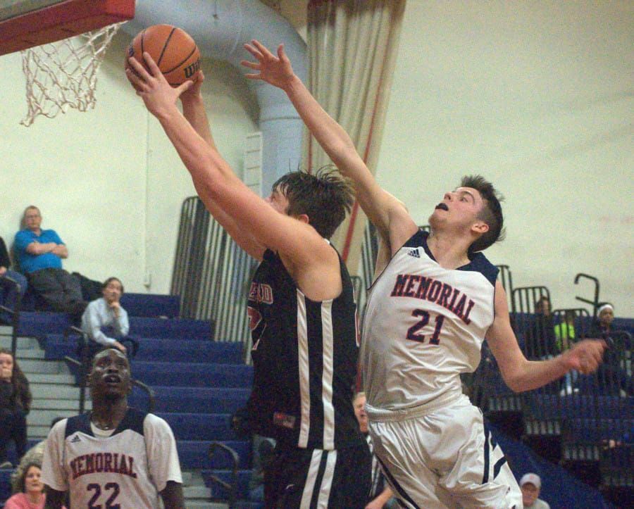 Manchester Memorial boys basketball comes back to beat Bedford (video)