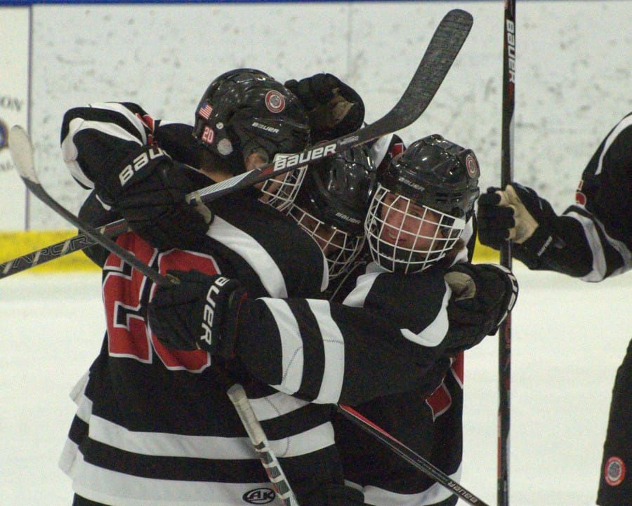 Championship Roundup: Hockey