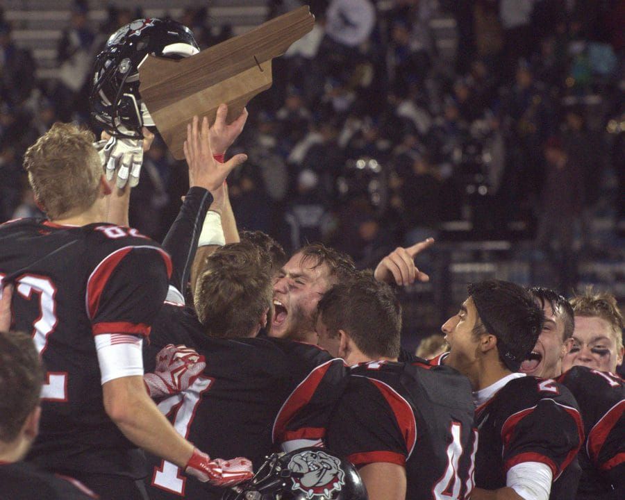 Bedford football rides defense to D1 title win over Exeter