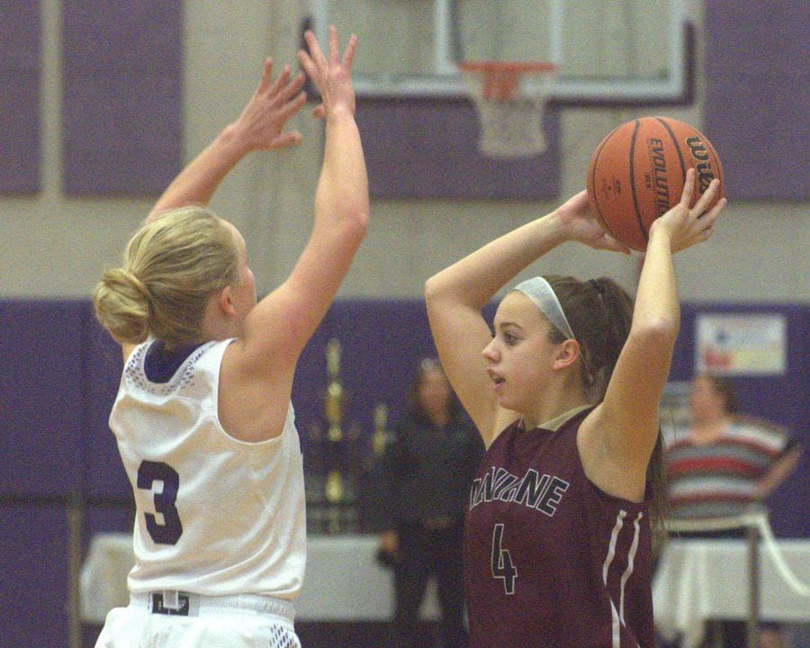 Late run is enough for Alvrine girls basketball in victory over Pinkerton