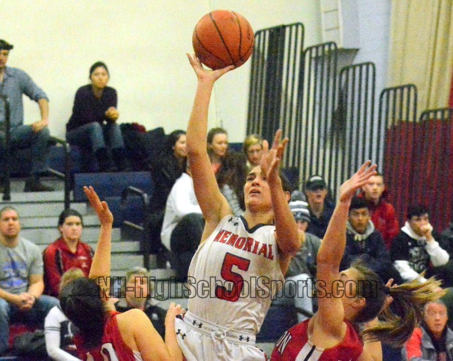 Big fourth quarter lifts Manchester Memorial girls basketball past Manchester Central in D1 playoffs