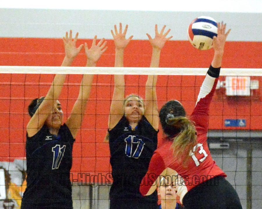 Hollis Brookline girls volleyball advances to fourth straight D1 final with sweep of Spaulding