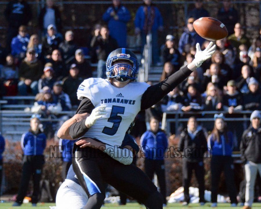 Football Roundup: Quarterfinals/Semifinals