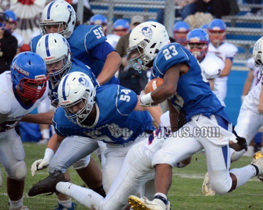 Final stand moves Salem football past Londonderry in D1 quarterfinals