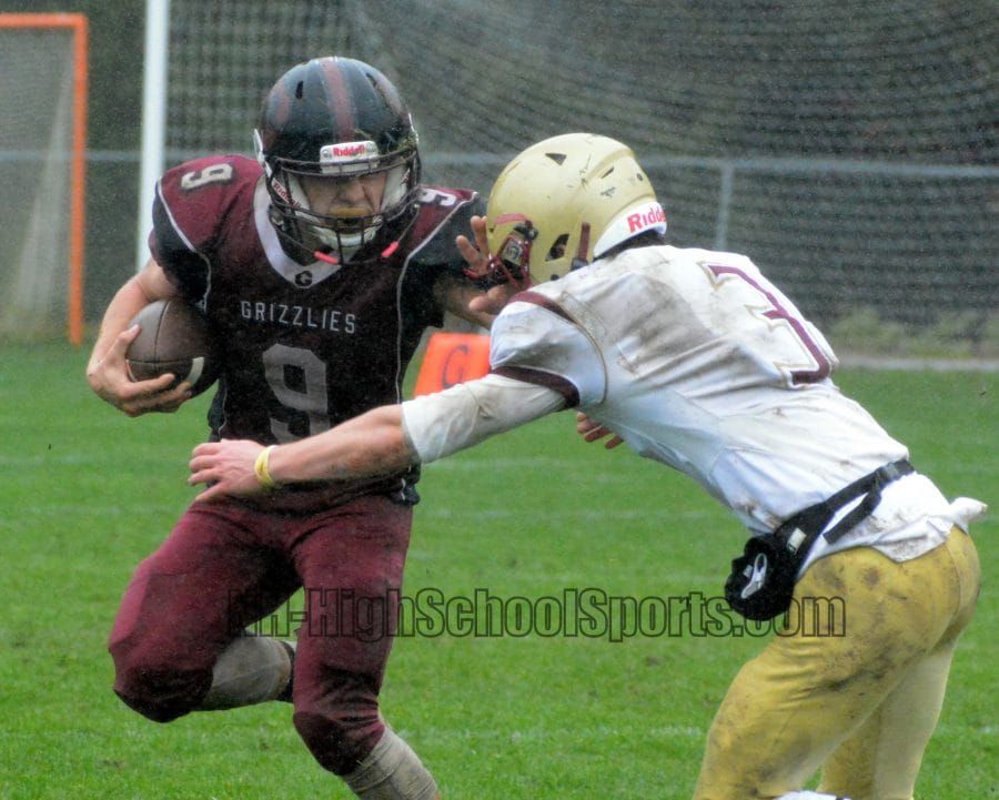 Goffstown football clinches playoff spot with in over Portsmouth-Oyster River (video)
