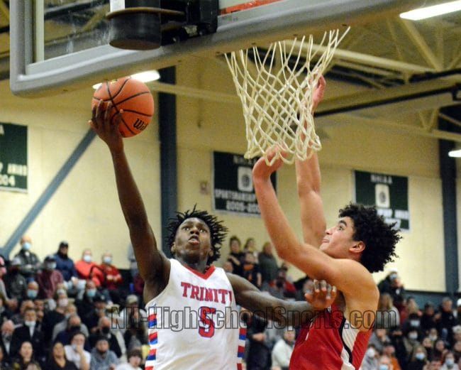 Trinity boys basketball plays fast, free to beat Pinkerton in D1 semifinal (video)