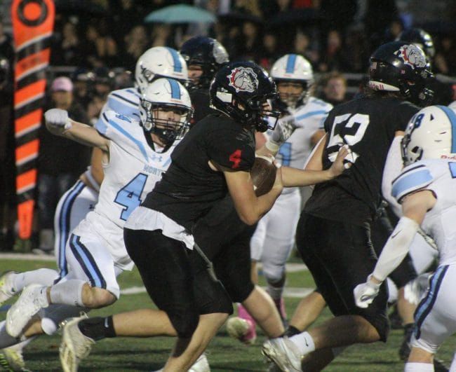 Bedford football shuts down Nashua North to advance to D1 semis