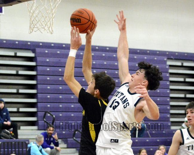 Nashua North, South boys set to meet in Nashua Holiday Basketball Tournament finale (videos)