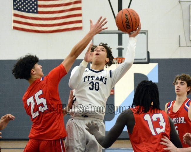 Nashua North boys basketball holds off Manchester Memorial for 10th win in a row (video)
