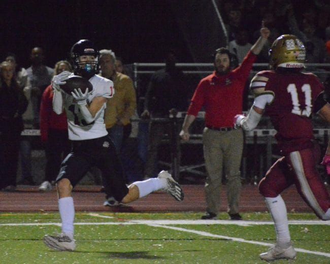 Opening drive of 2nd half key in Bedford football’s semifinal win