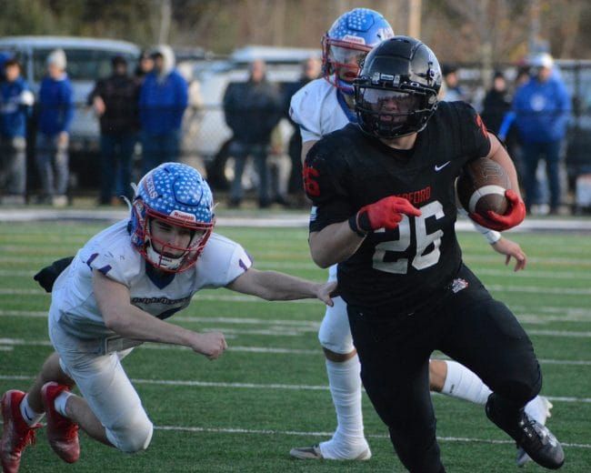 Bedford overcomes slow start to beat Londonderry for D1 football championship (video)