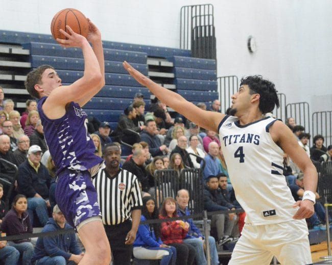 Nashua South comes back twice to beat Nashua North in Holiday Basketball Tournament finale (video)