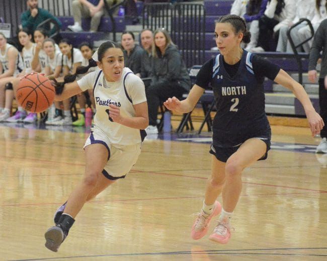 Nashua North girls basketball hangs on to beat Nashua South