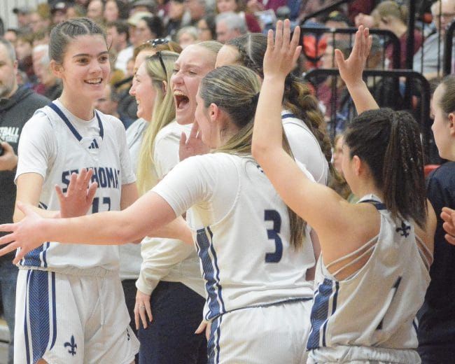 Outside shooting in 2nd half helped St. Thomas storm away with D3 girls basketball title