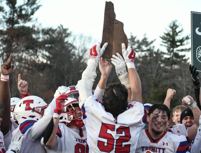 Trinity takes over in 2nd half to beat Souhegan to win D2 football championship (video)