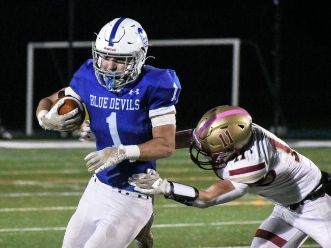 Salem football holds off Portsmouth-Oyster River in D1 prelims (video)