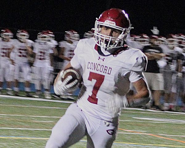Fast start helps Concord football get past Salem