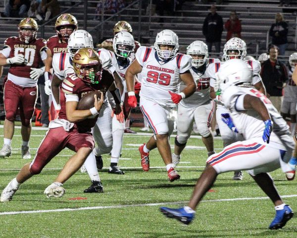 Portsmouth-Oyster River football goes the distance to beat Manchester Memorial