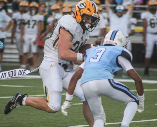Bishop Guertin football picks up where it left off vs. Nashua North