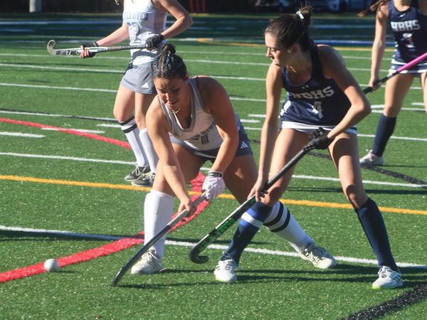 Oyster River capitalizes on opportunities to beat Hollis Brookline in D2 field hockey playoffs