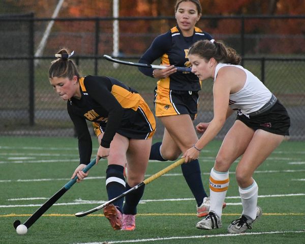 Bow knocks off Hanover to return to D2 field hockey title game (video)