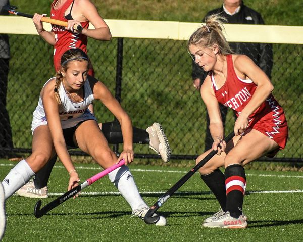 Winnacunnet field hockey takes battle with Pinkerton (video)